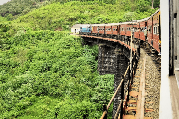 Idalgashinna the most beautiful railway station in Sri Lanka. - Leo ...